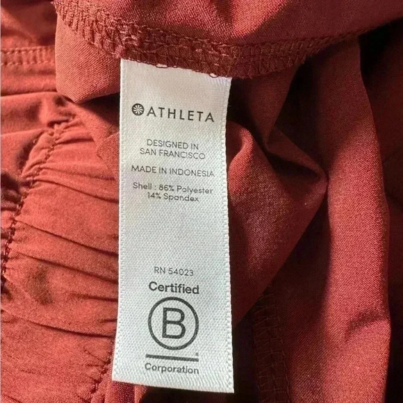 Athleta Skyline Pants - Size 4 tall - Rust Color - Picture 7 of 8